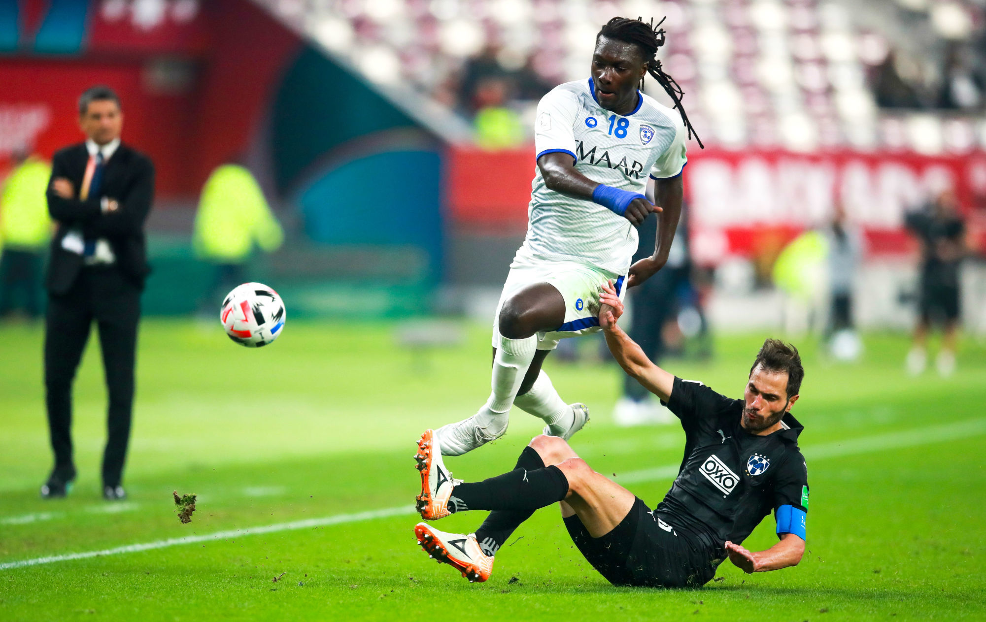 Bafétimbi Gomis : "J'ai régulièrement des conversations avec les dirigeants de l'AS Saint-Etienne"