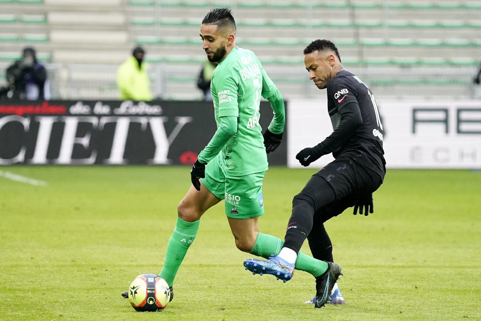 🔍 Regista, le poste idéal pour Boudebouz ?