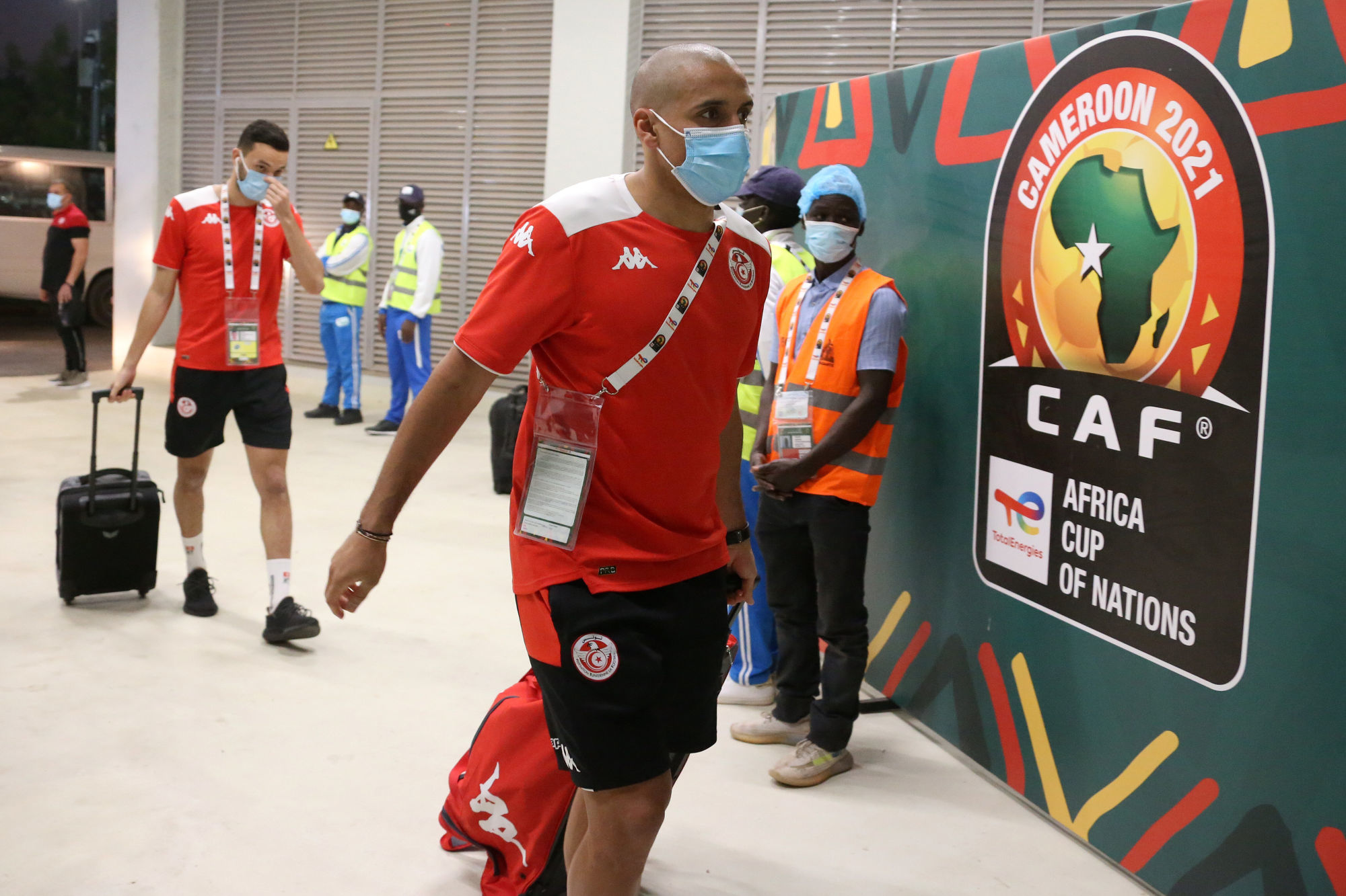 CAN 2022 : Khazri ne prendra pas le même avion que Bouanga !