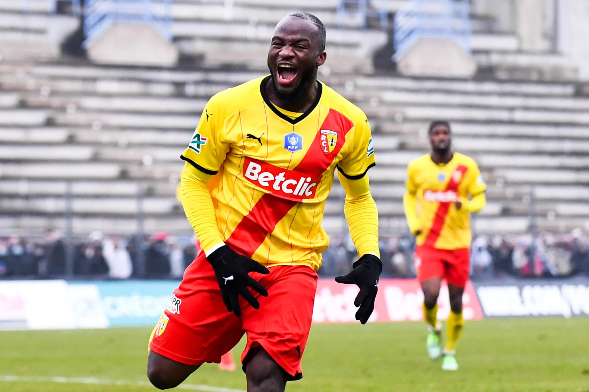 Mercato : Les Verts ont tenté un buteur lensois