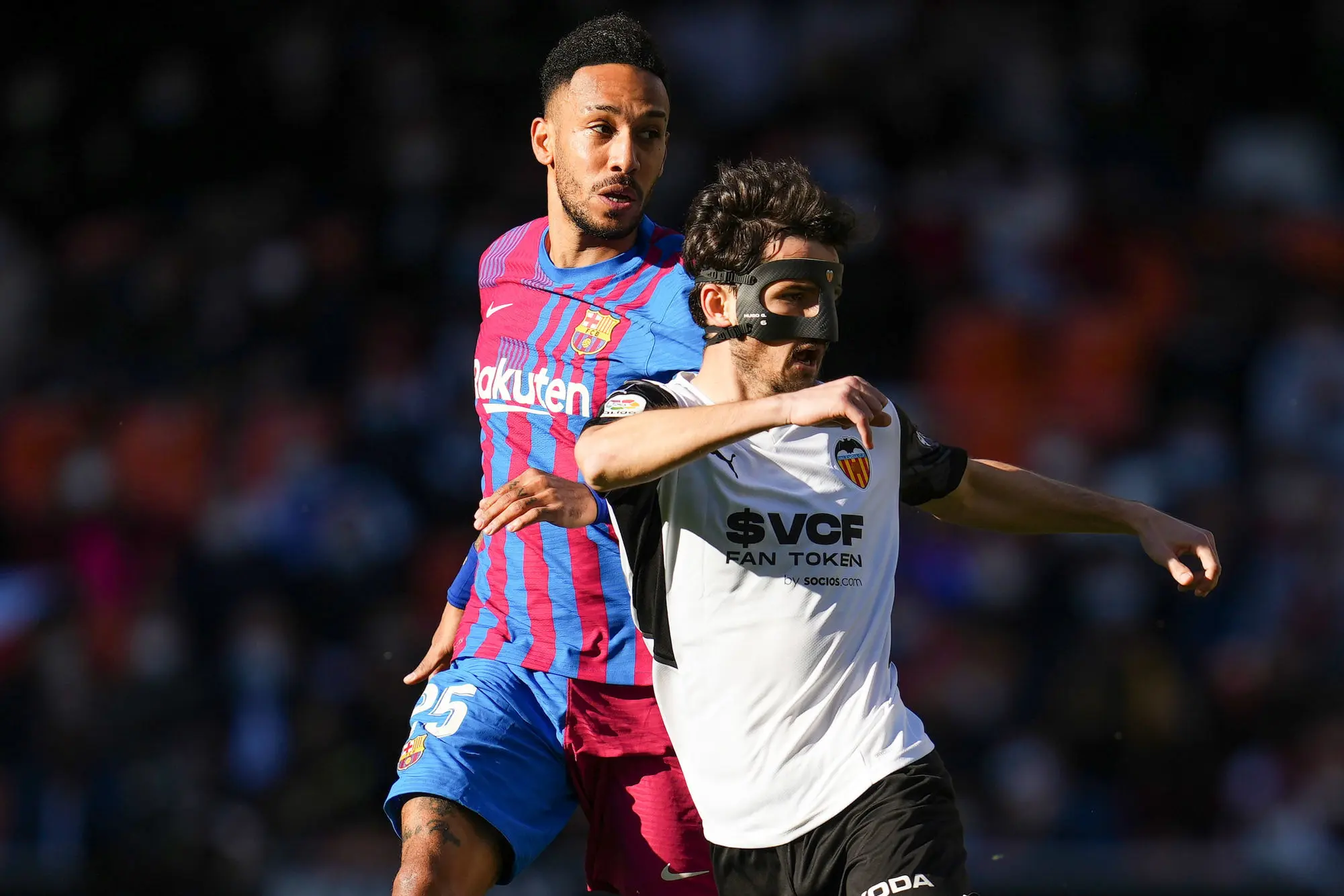 Aubame voit double avec le barça !