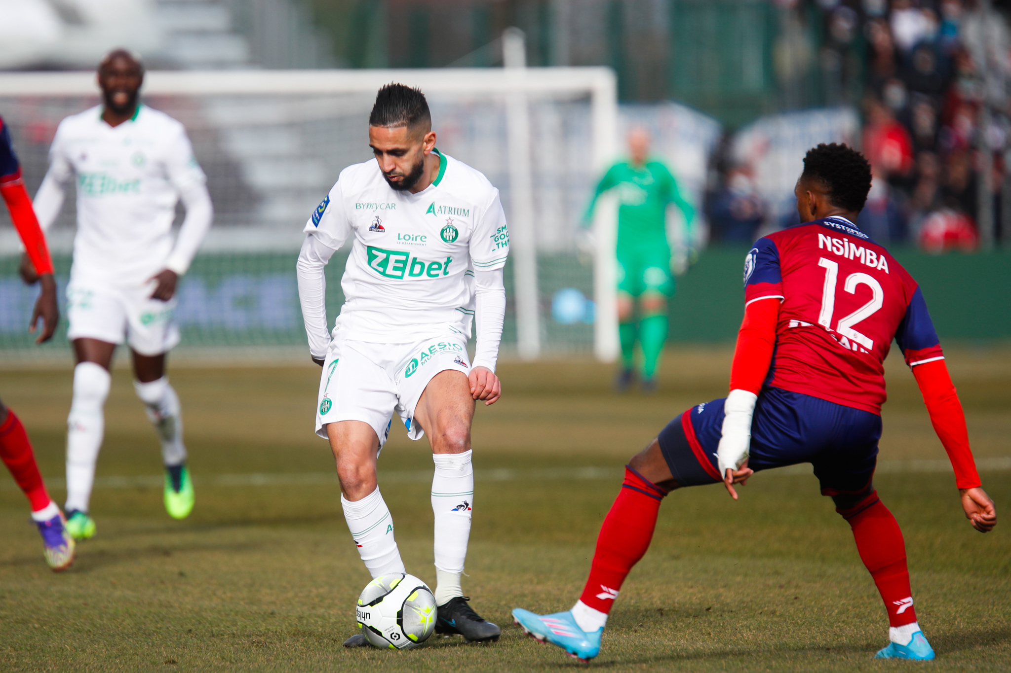 Ryad Boudebouz : "Il nous manque 5 à 6 victoires pour se maintenir"