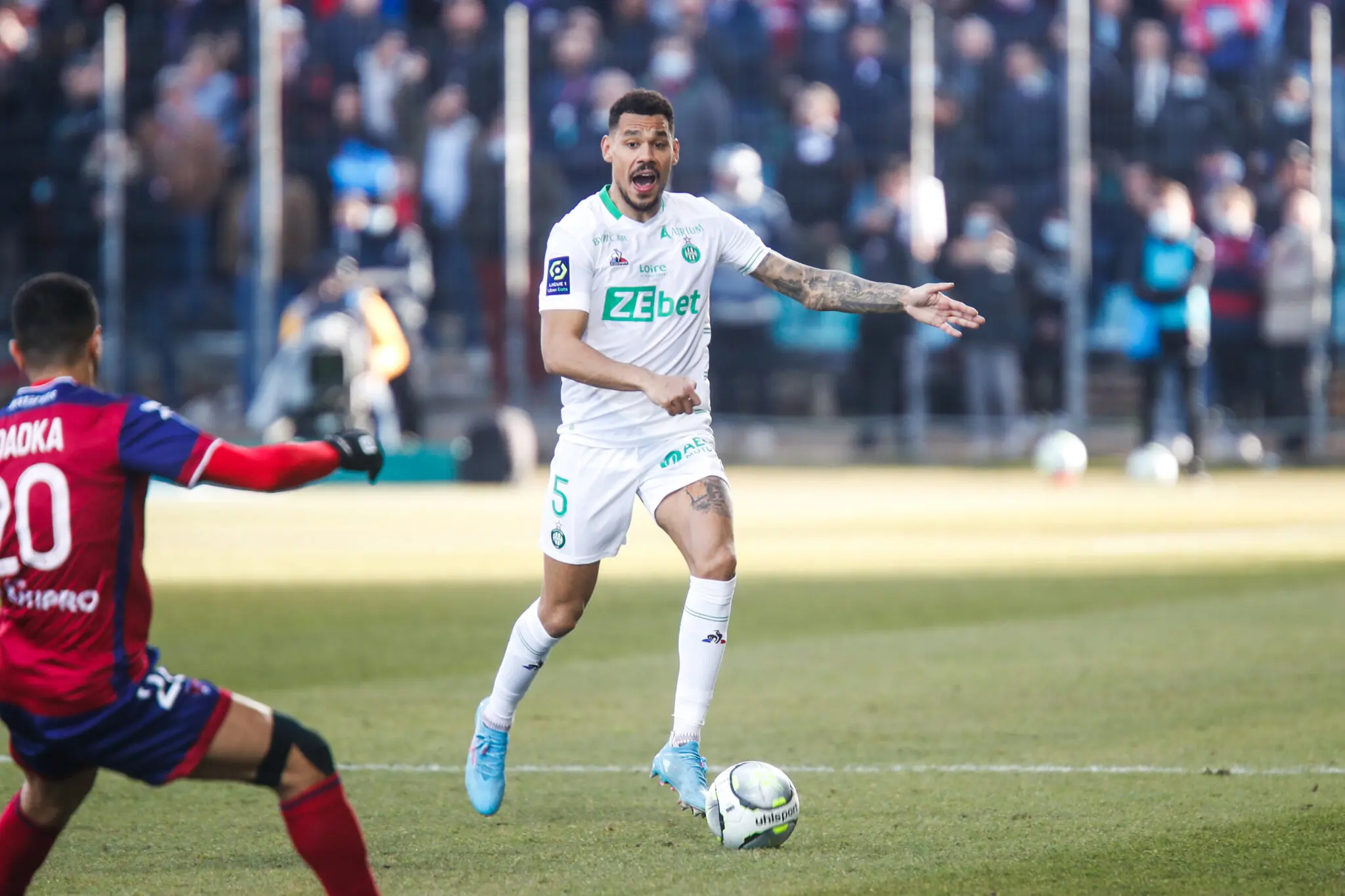 Timothée Kolodziejczak se distingue