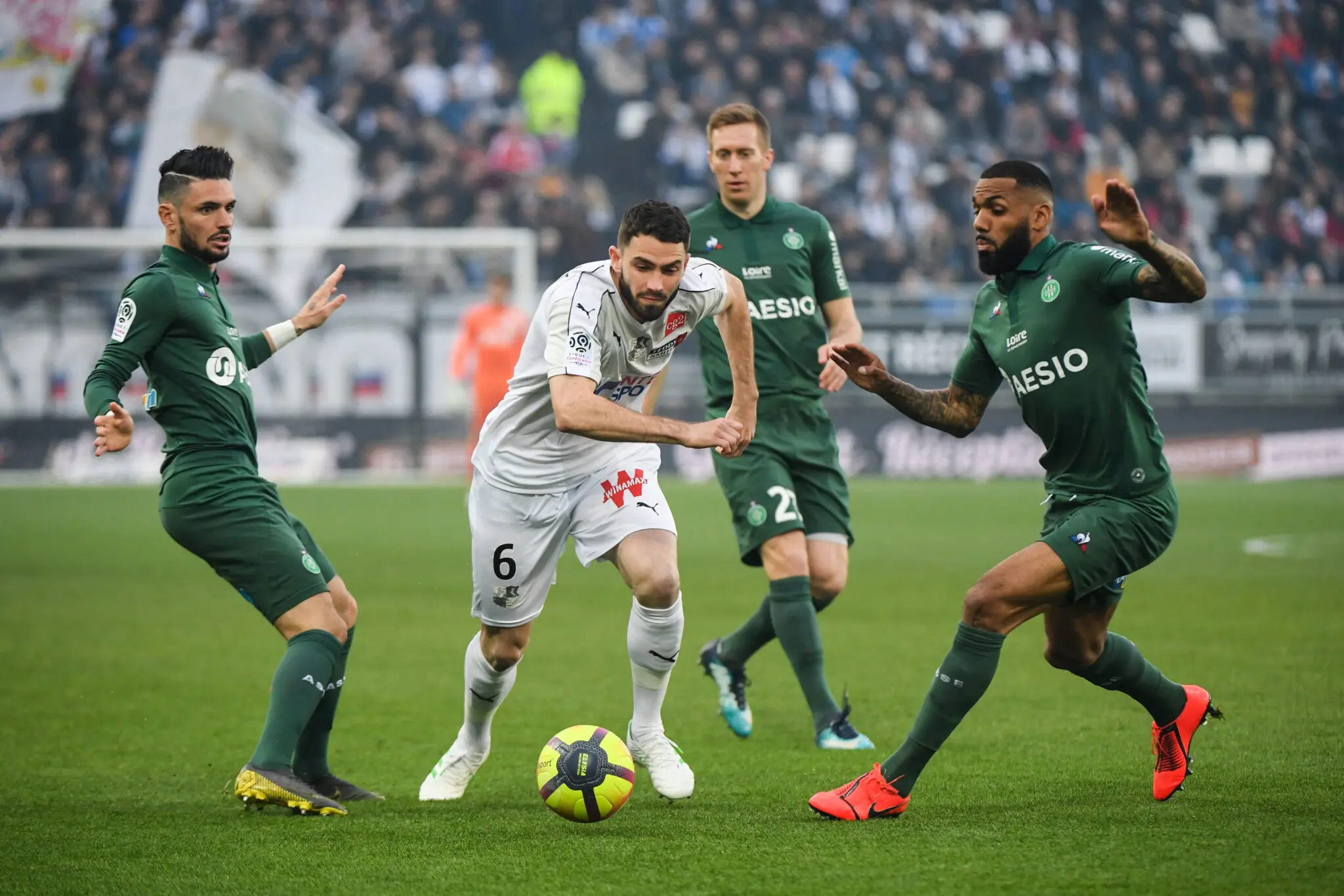 Rémy Cabella rejoint Yann M'Vila ?