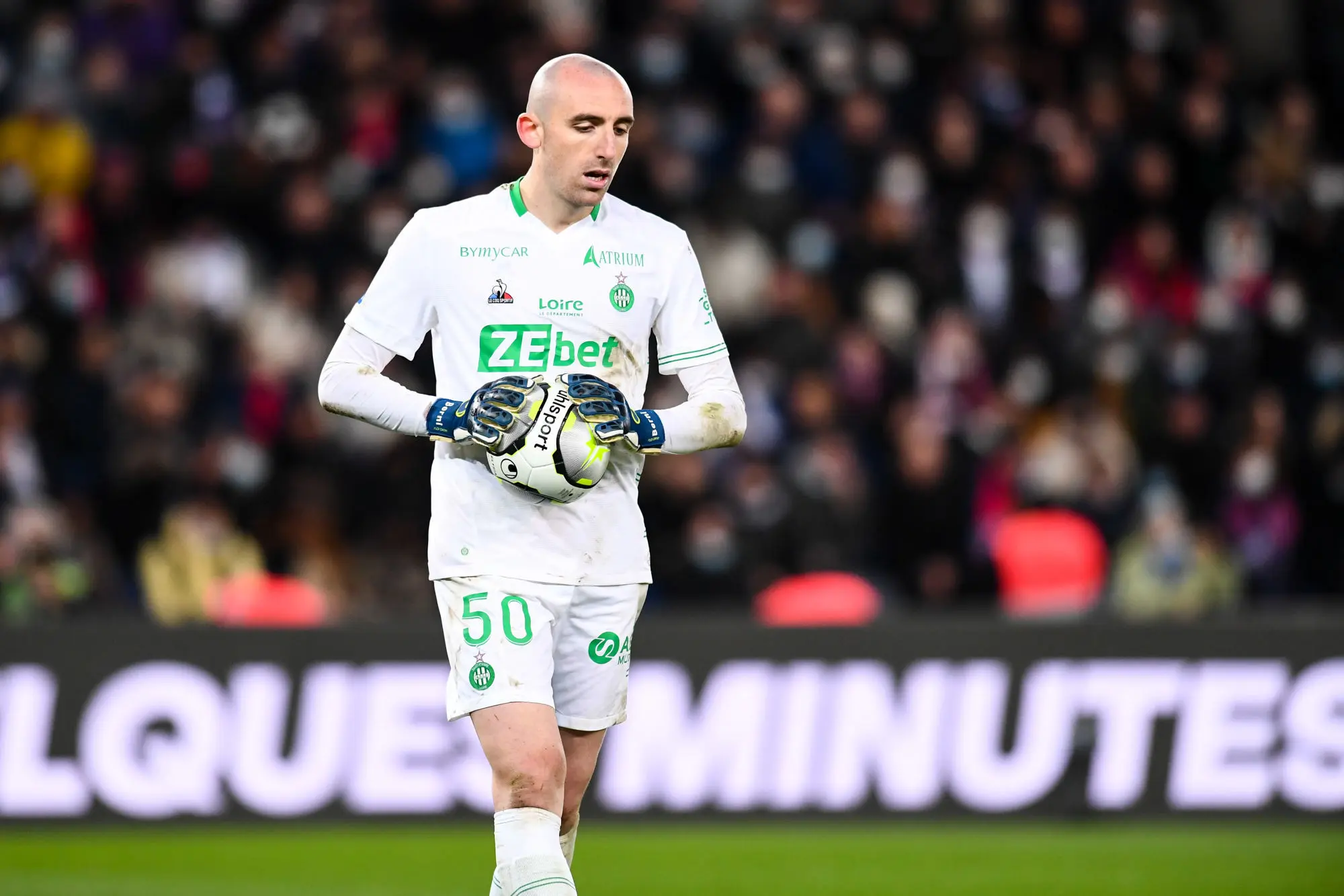 #PSGASSE : Paul Bernardoni perturbé lors du premier but du PSG ?