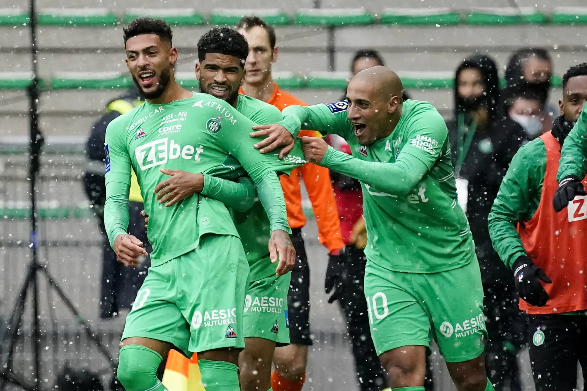 🚨 Flash Mercato : Un attaquant stéphanois en route vers l'Allemagne ?