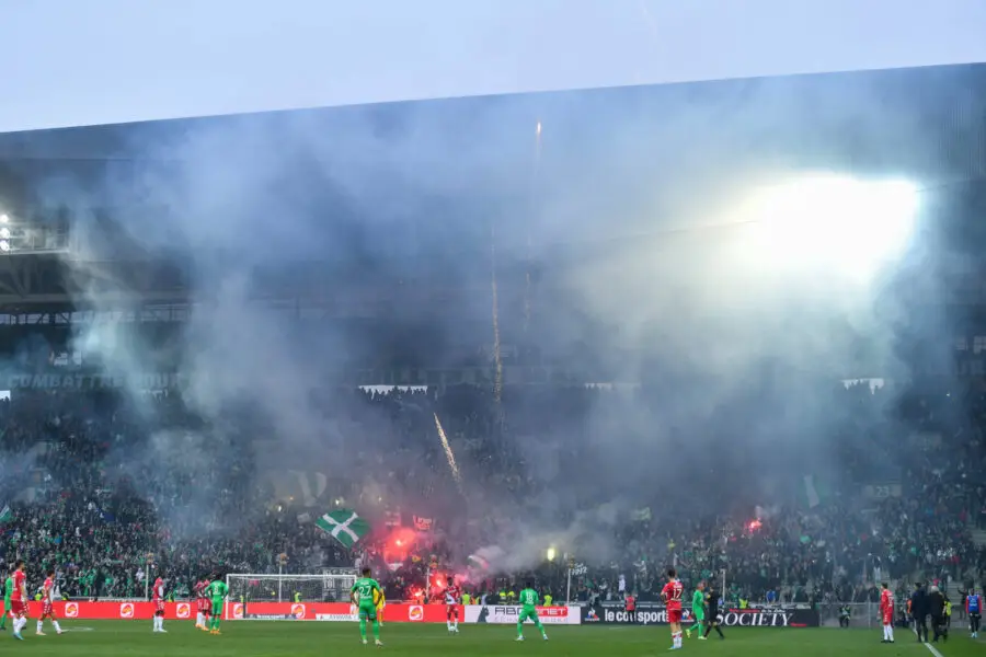 🚨 Flash : L'ASSE réagit après la mesure de huis-clos total face à Reims !