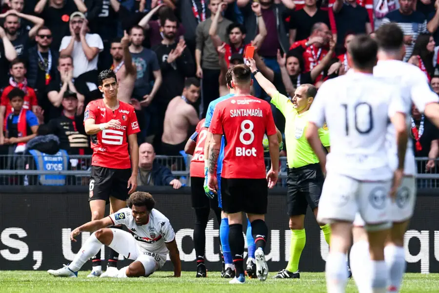 🟥 #SRFCASSE : Un défenseur central en moins côté rennais !