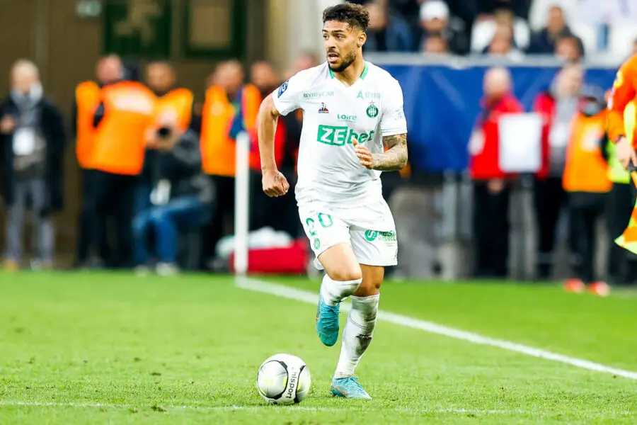 Denis Bouanga : "Quand je me sens aimé, je peux mourir sur le terrain !"