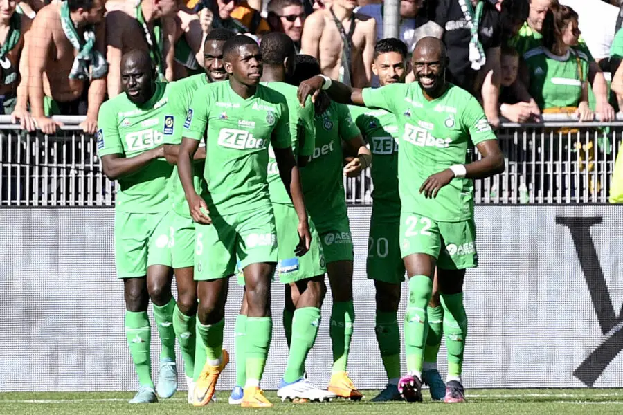 Bulletin de notes : Les Verts l'emportent dans une atmosphère intenable !