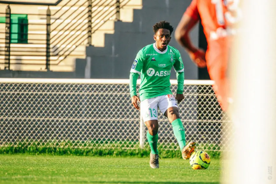 Flash : une première signature pro serait actée !