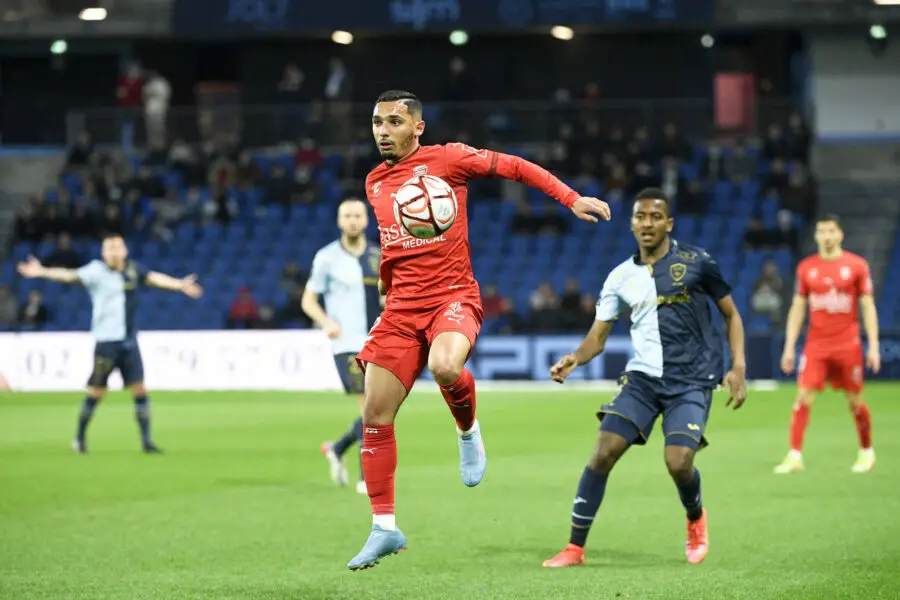 Mercato : L'ASSE observe un milieu offensif polyvalent !