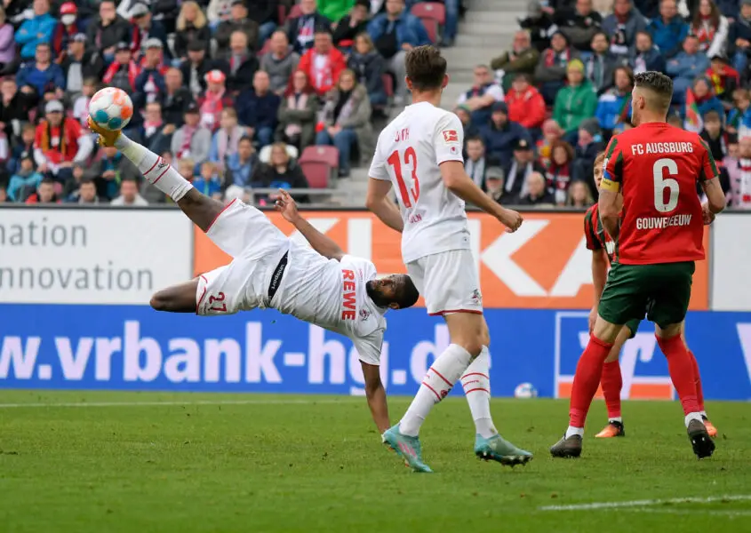 👀 Quand tes ex s'éclatent loin de chez toi... (Modeste, Gomis, Losilla)