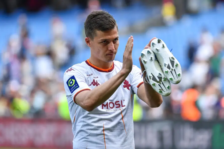 🚨 Flash Mercato : Nicolas De Préville chez les Verts ?