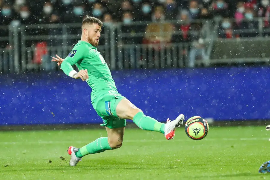😡 Mercato : Oswaldo Piazza livre ses quatre vérités sur le recrutement d'un buteur à l'ASSE !