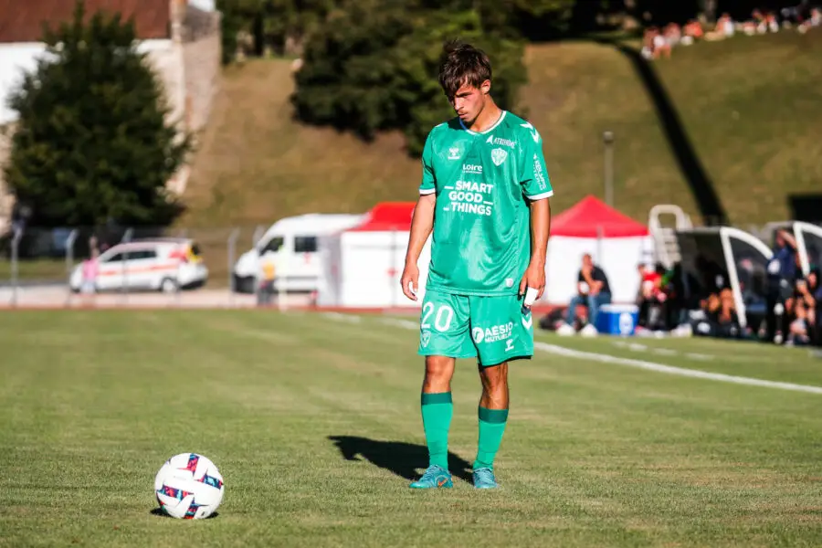 🚨 Flash : les verts verrouillent un des chouchous de Batlles !