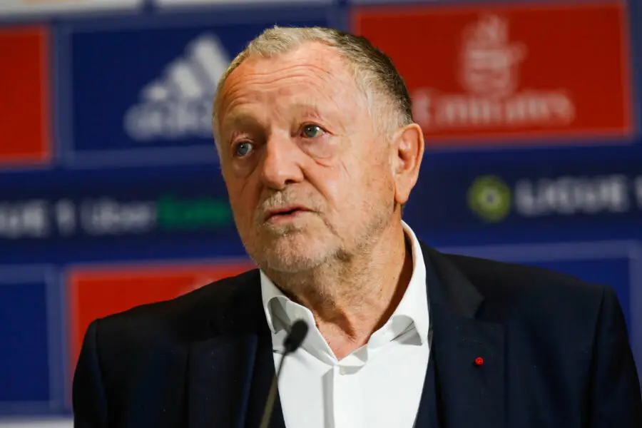 🥊 Jean-Michel Aulas se paye l'emblématique Roger Rocher !