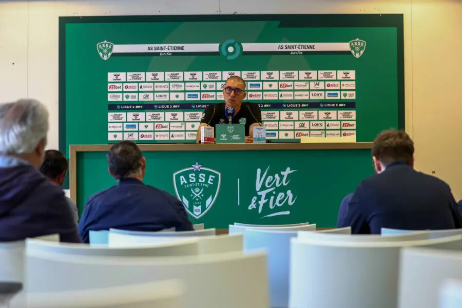 🎙Les réflexions de Batlles pour pallier la blessure de Charbonnier