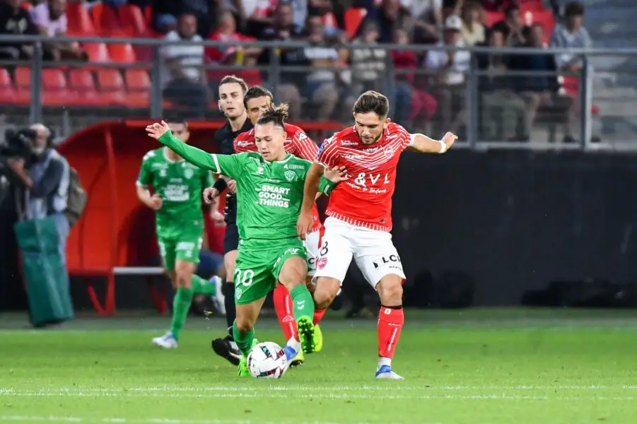Mercato : Rivera part en prêt chez un club voisin !