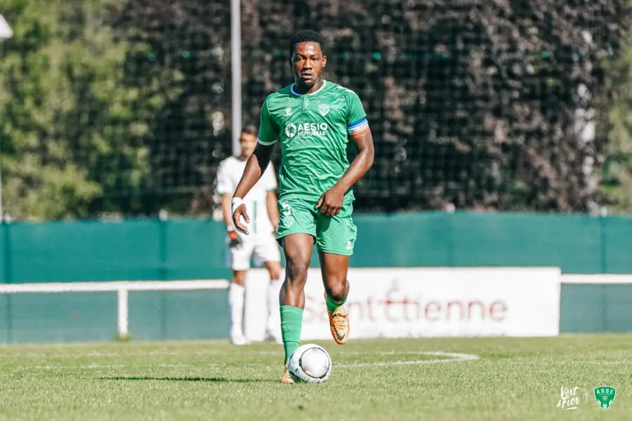 🗣️ P. Mbemba : "Je ne suis pas guidé par le rêve quand je joue au football mais plus par la passion"