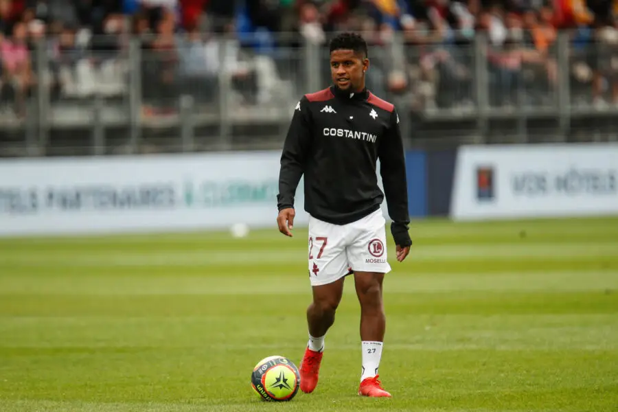 🔄 Mercato : Un ancien attaquant des Verts rebondit enfin !