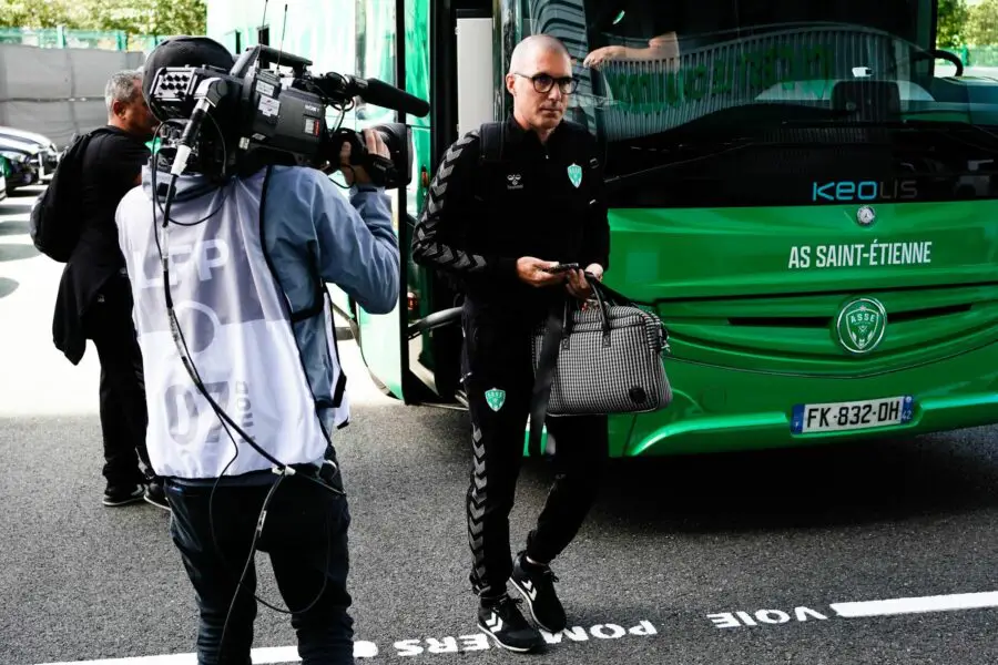 🎥📺 Dans l'intimité des Verts avant, pendant et après la victoire face à Bordeaux !
