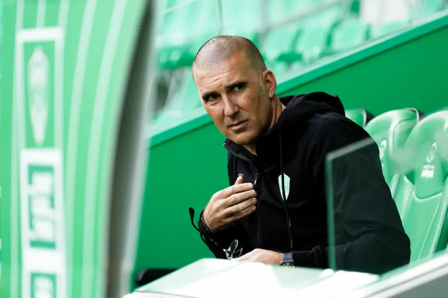 🚨 Mercato : Laurent Batlles donne ses priorités pour cet hiver !