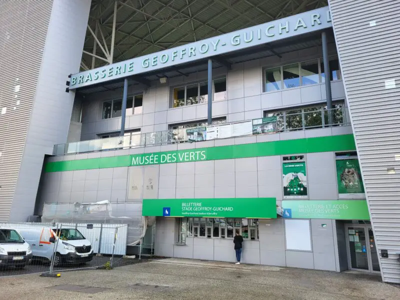 🍴 Visite guidée de la toute nouvelle brasserie du stade Geoffroy Guichard !