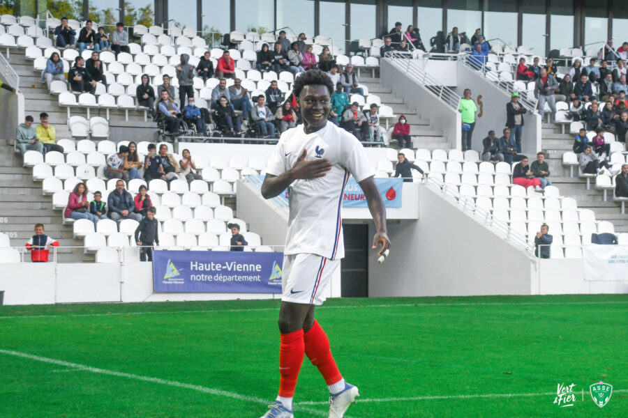 EDF U18 : Bile pète les plombs et voit rouge !