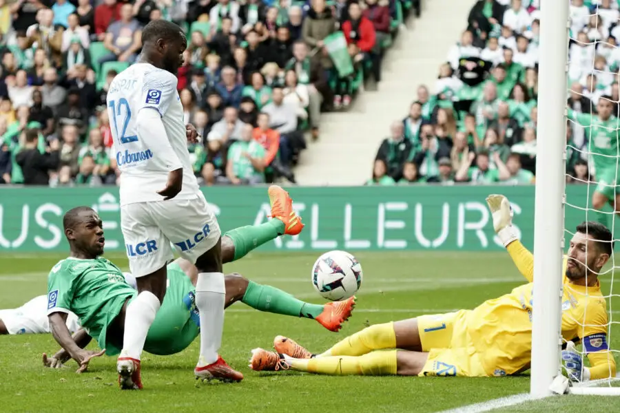 Résumé de la J10 : La Ligue 2 reste très serrée !