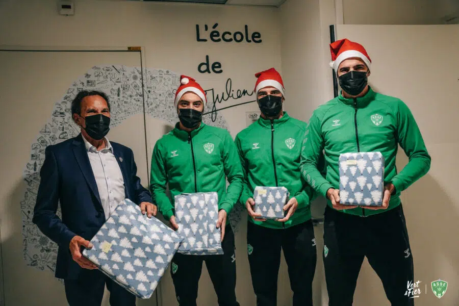 Les Verts se muent en père Noël !