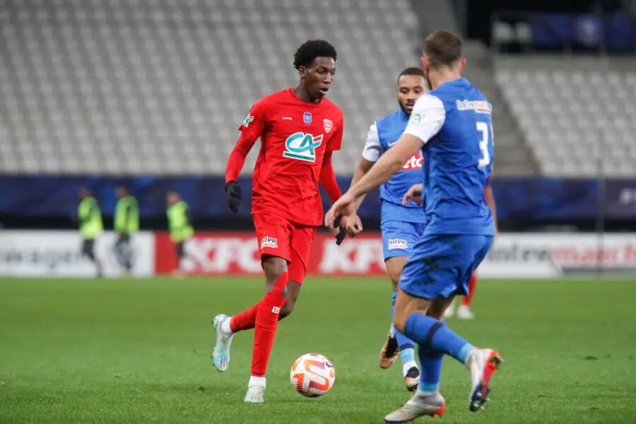 💥 Mercato ASSE : Nîmes ouvre la porte à un départ de Lamine Fomba