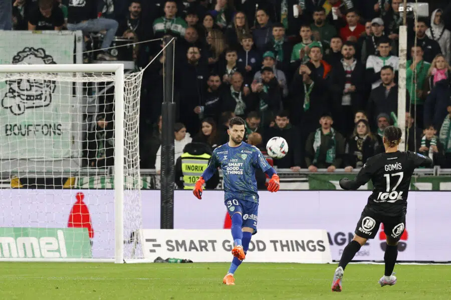 🗣 Patrick Guillou salue le recrutement hivernal et met en garde la Direction de l'ASSE