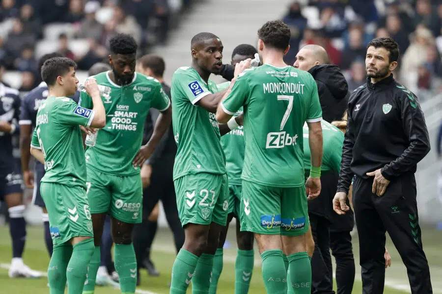 🟨🟥 ASSE : 2 joueurs majeurs sous la menace avant la réception d'Amiens !