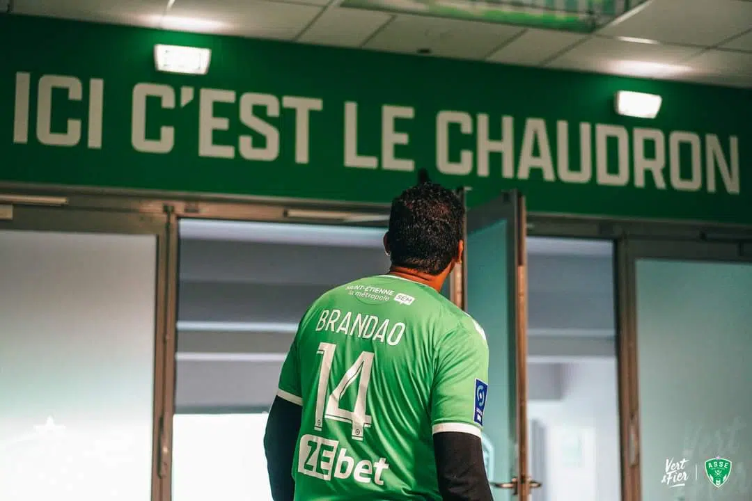 📽 L'émouvant retour de Brandao en images