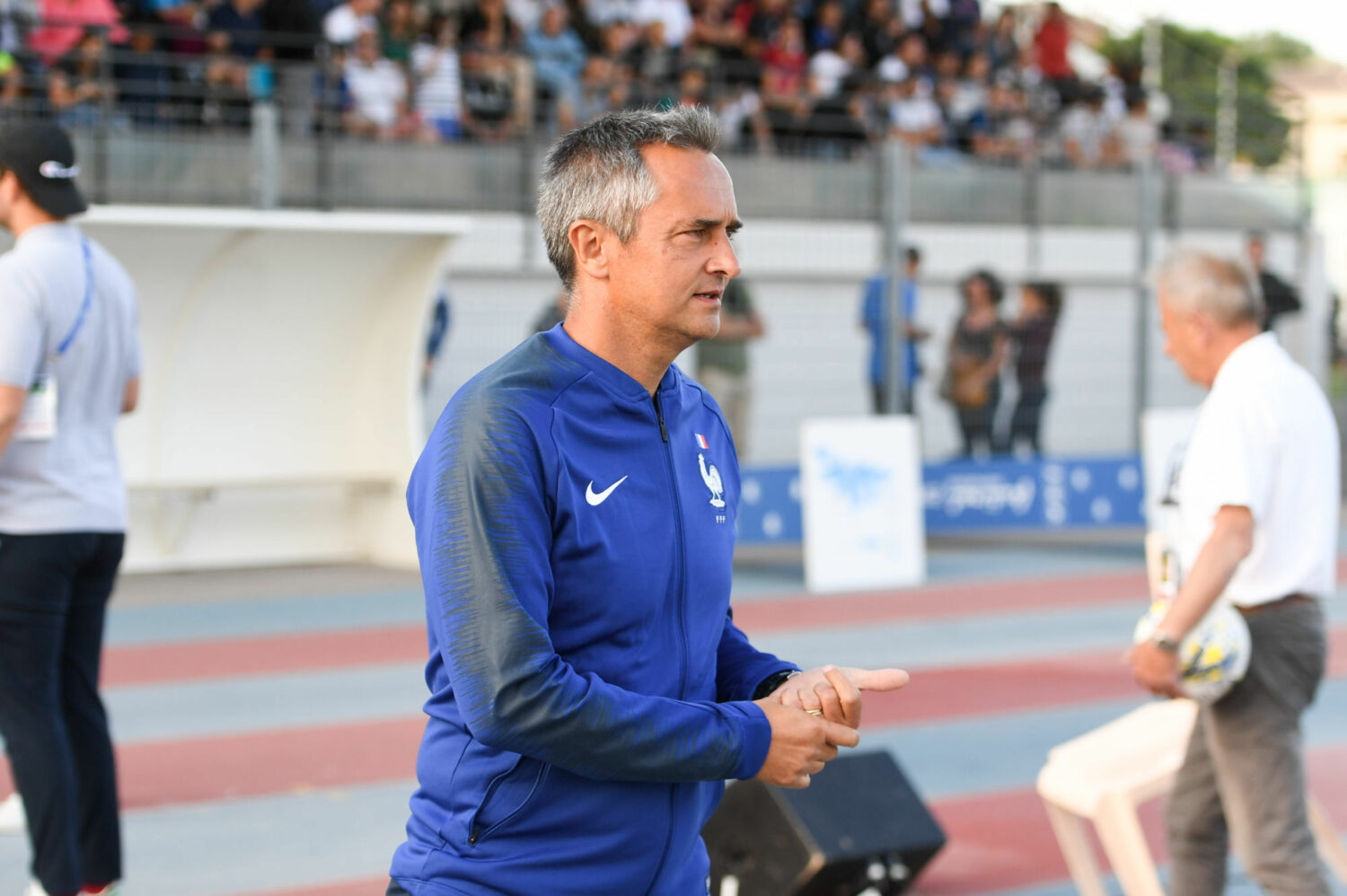 😍 Le sélectionneur de la France U17 très élogieux envers une promesse stéphanoise !