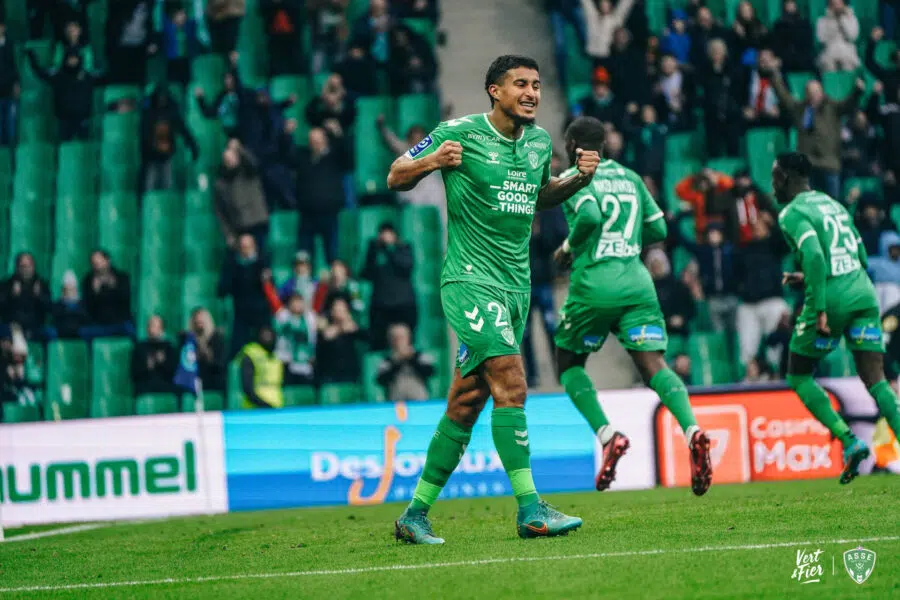 👏 Aïmen Moueffek : un jeune joueur au grand cœur !