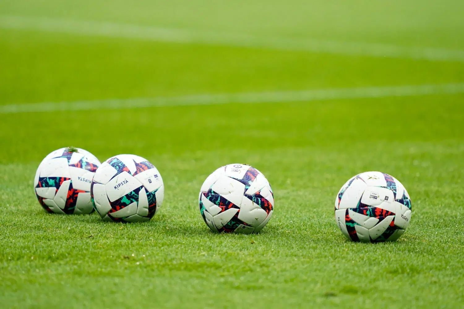 🧐 Ligue 2 : A quoi va ressembler la Ligue 2 la saison prochaine ?