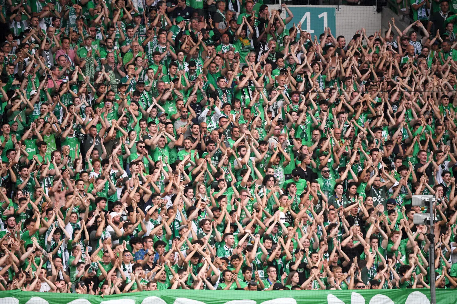 🏟  Plus d'abonnées qu'en Ligue 1 pour l'ASSE !