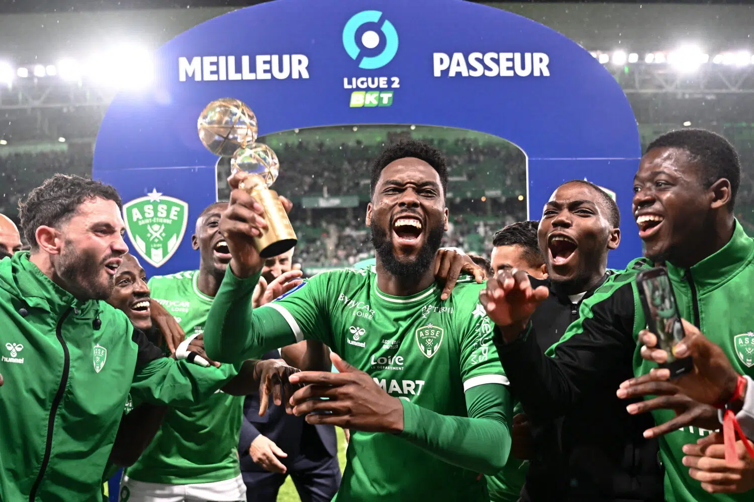 📺 L'ASSE salue les valeurs démontrées par l'équipe cette saison...