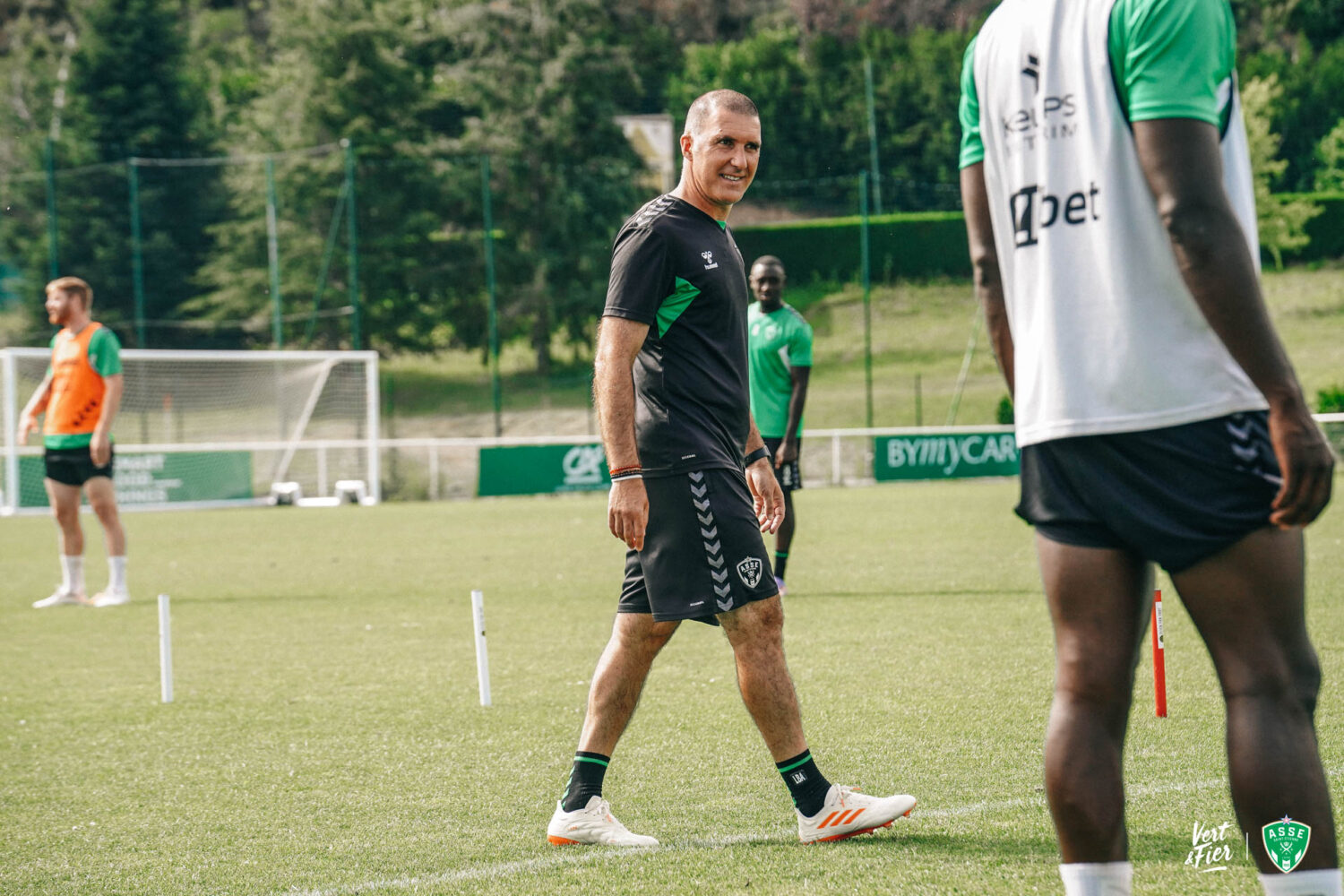 Le onze de départ de Laurent Batlles face à Clermont !