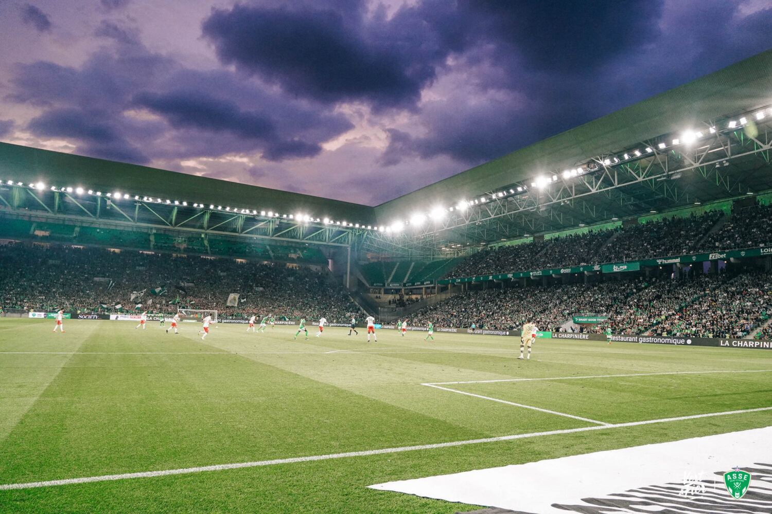 The Greens’ TV Schedule: Catch ASSE’s Last Match of August Against Geoffroy-Guichard on BeIN Sports!