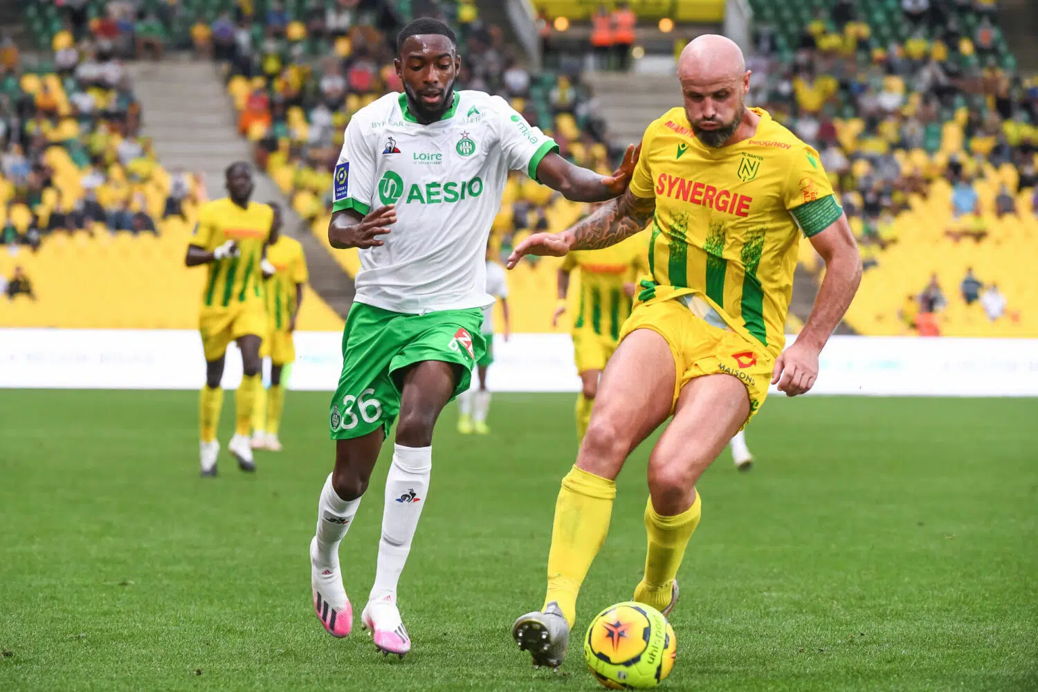 Vainqueur de la Gambardella à l'ASSE, il signe en Lettonie
