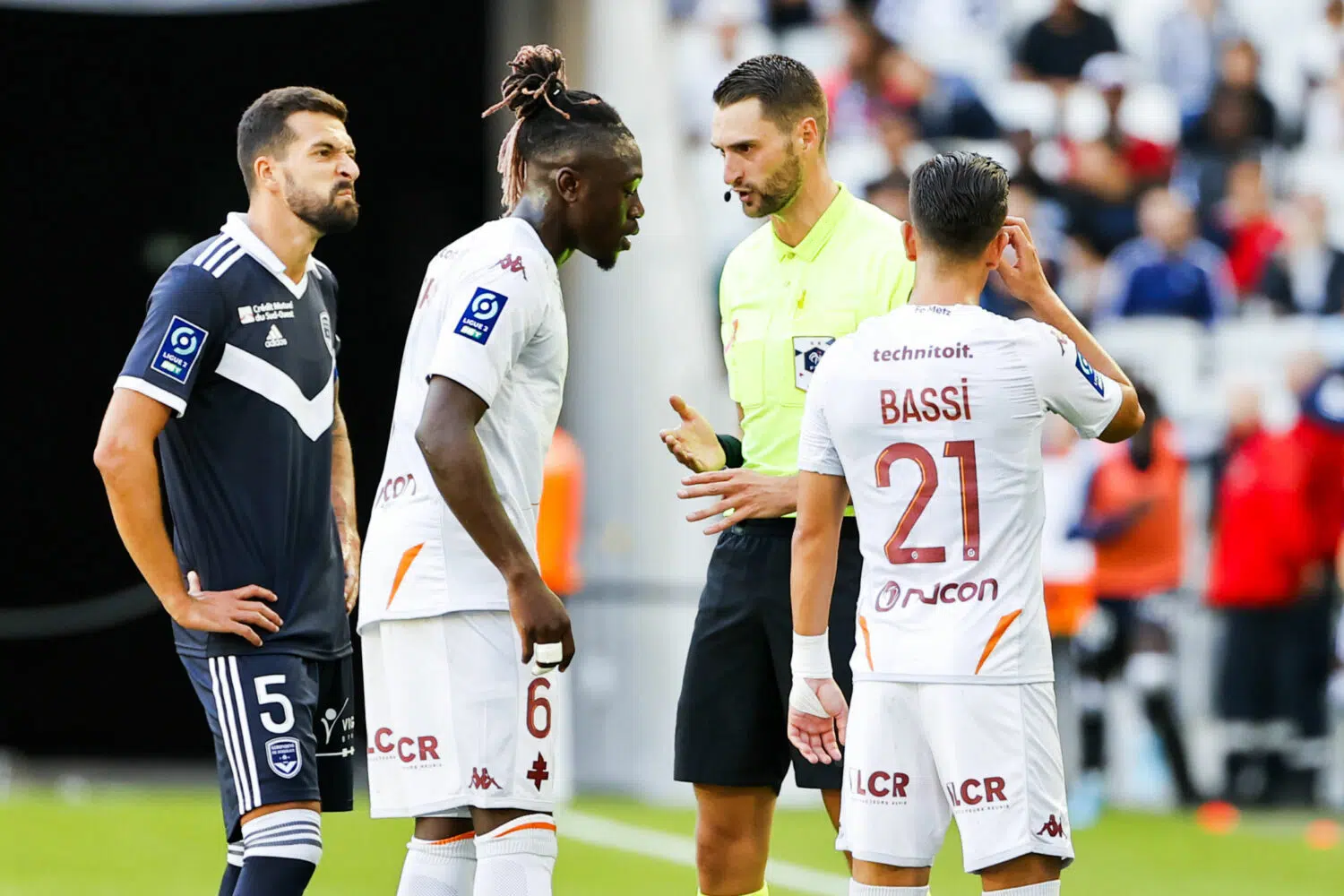 💥 Ligue 2 : C'est le feu chez un concurrent de l'ASSE