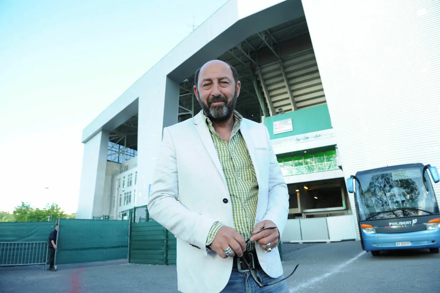 Insolite : Kad Merad clame son amour pour l'ASSE en chanson !