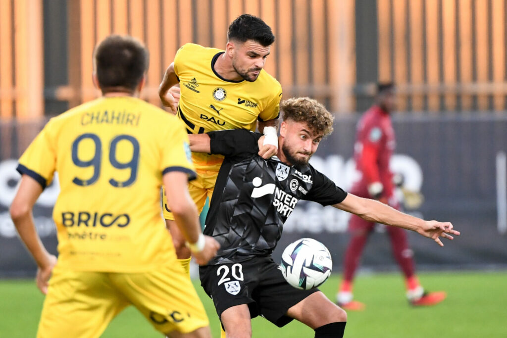 Louis Mouton s'impose en prêt !