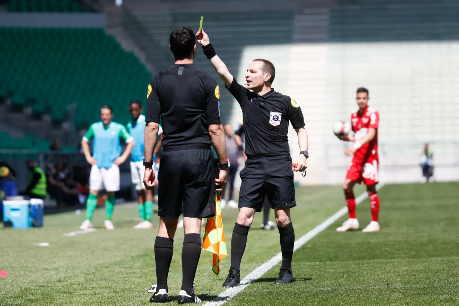 😬 ASSE - Dunkerque : 6 titulaires sous la menace d'une suspension !