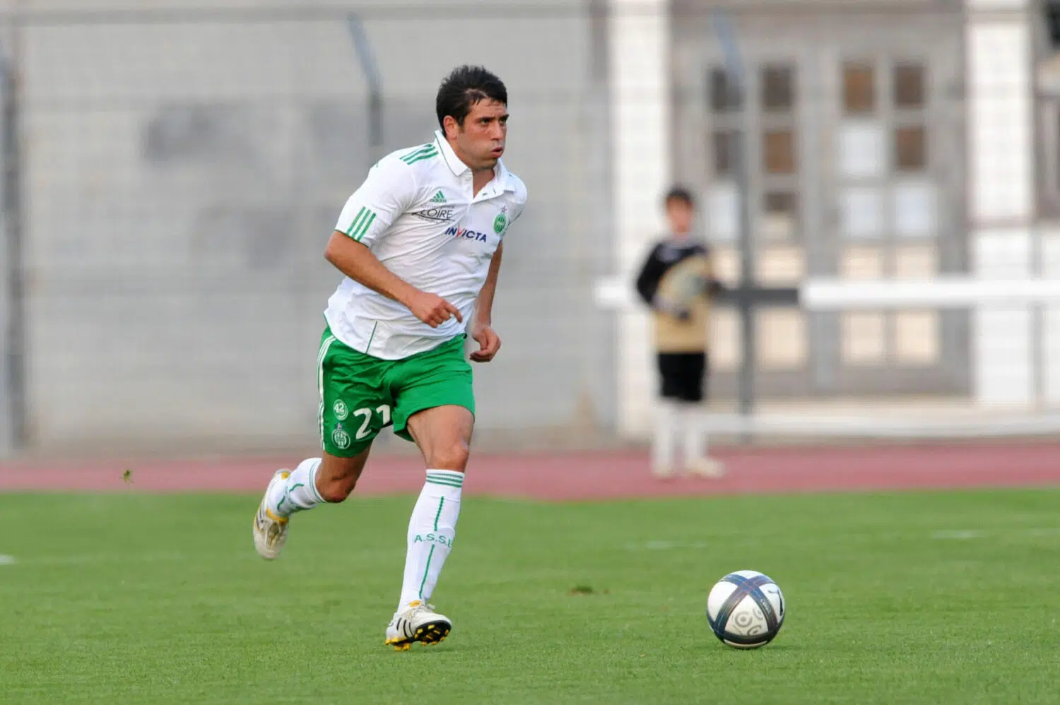 🎰 L'étonnante reconversion d'un ancien attaquant de l'ASSE !