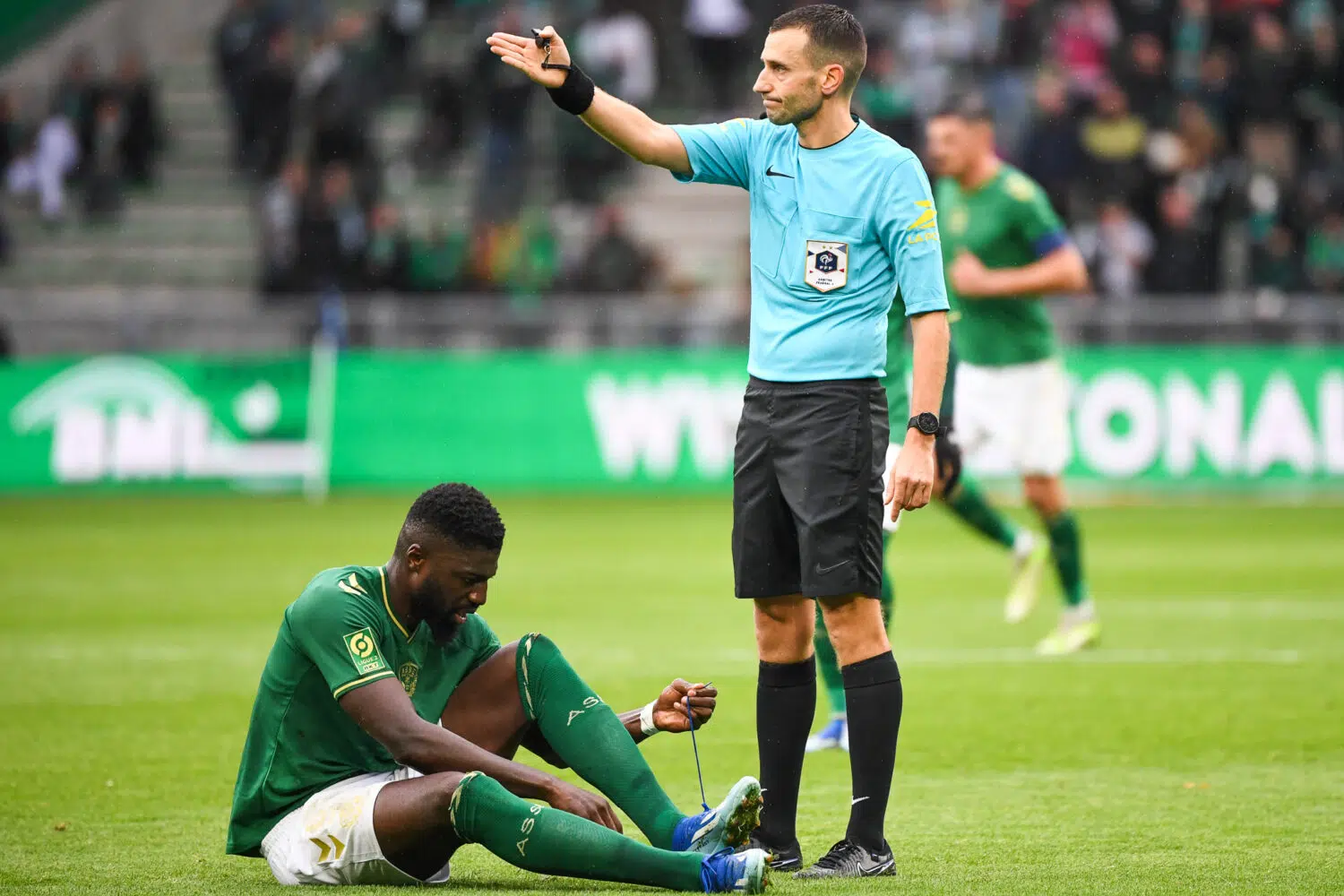 J26 : Un arbitre qui réussi mal aux Verts au sifflet !