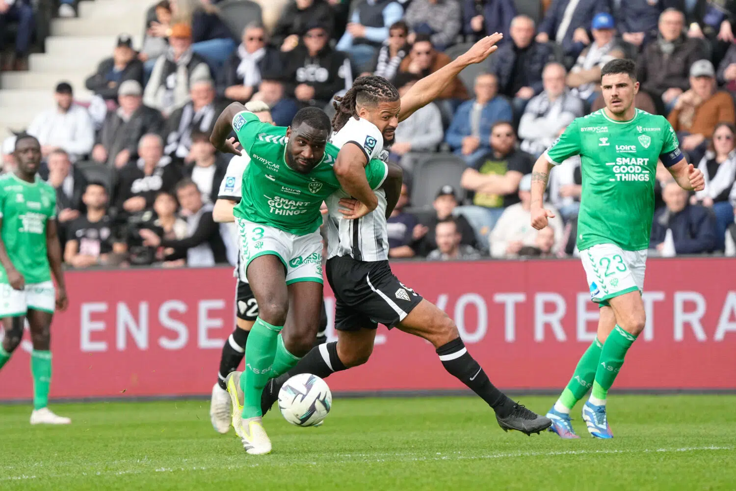 ASSE vs. Angers, le duel à distance de la Ligue 2 !